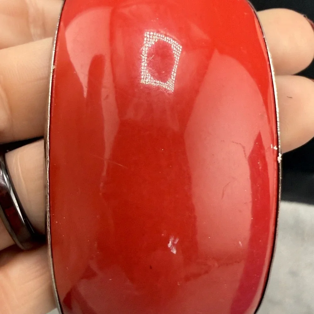 Vintage Chunky Bangle Bracelet Red Gold tone Acrylic 9.5